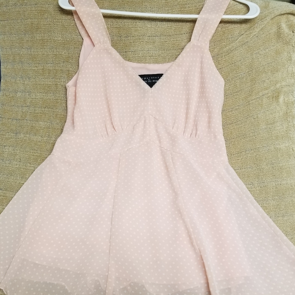 Wide strap handkerchief top